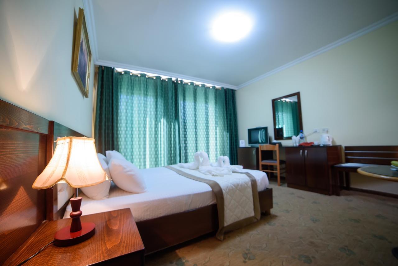 Sancta Maria Hotel Betlehem Exteriör bild